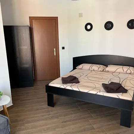 анжелика Ilinden