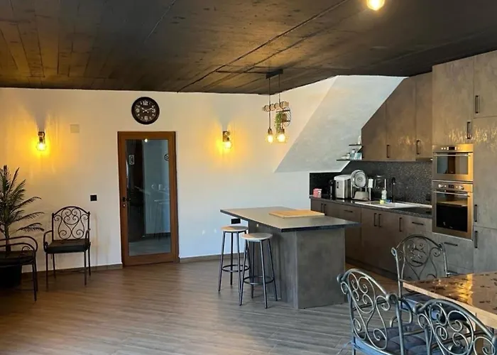 анжелика Villa *